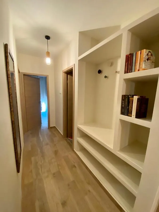 Apartment With Balcony And Free Parking Zadar