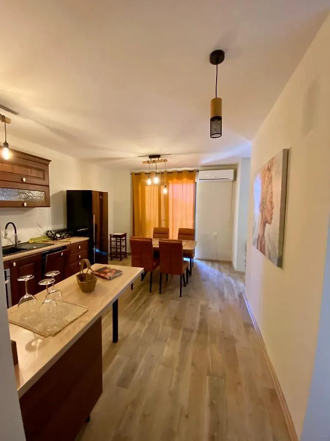 Apartment With Balcony And Free Parking Zadar